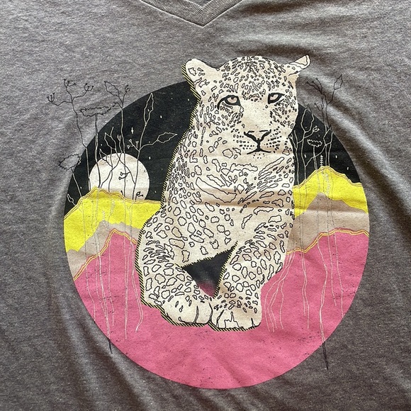 2 Torrid shirts one Lovesick shirts - Picture 2 of 8